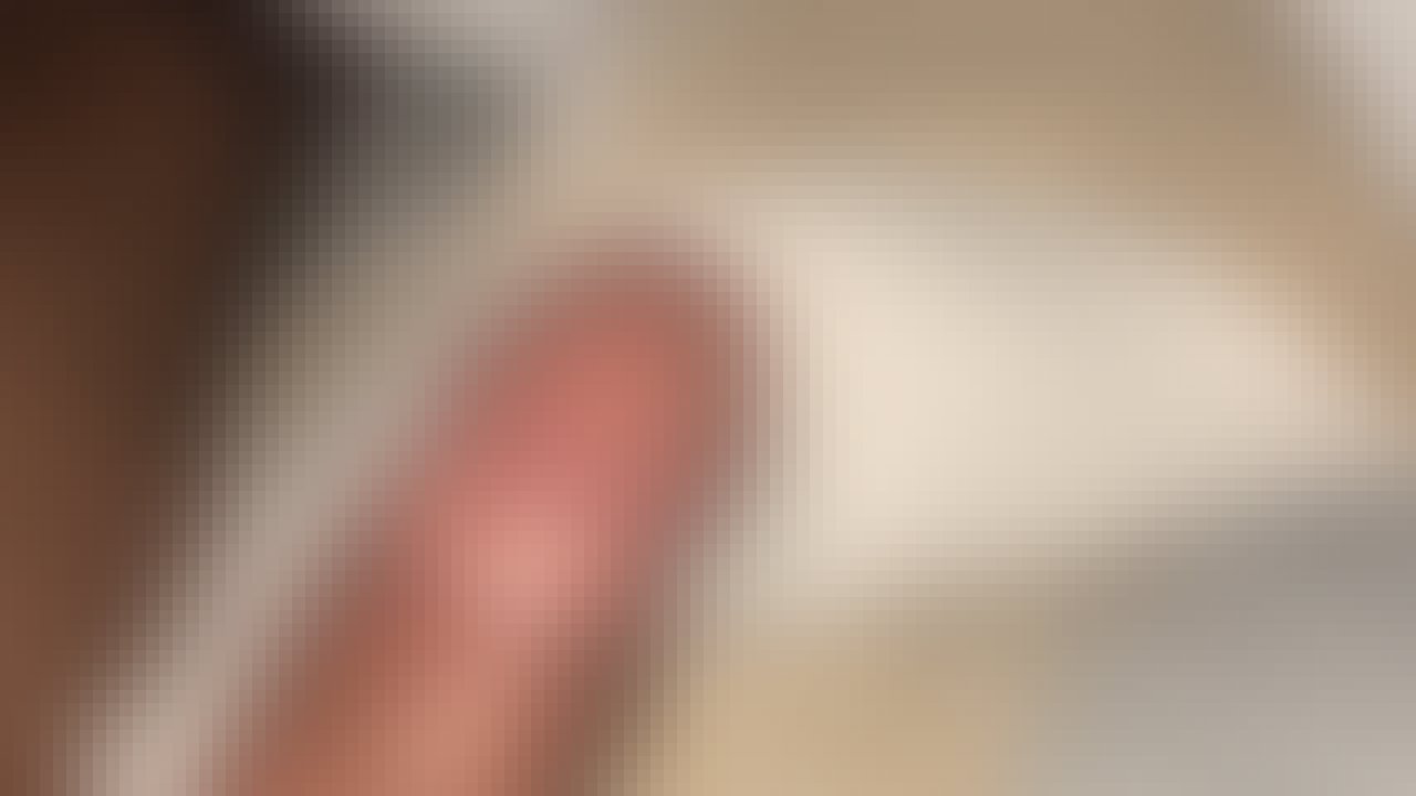 Video thumbnail: Come suck
